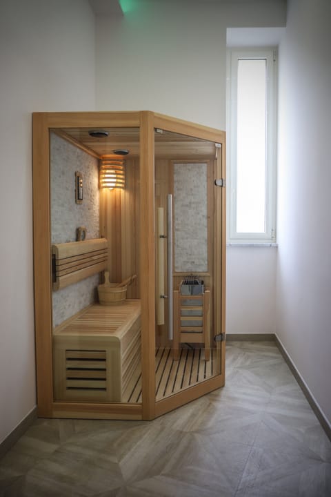 Presidential Room | 1 bedroom, Frette Italian sheets, premium bedding, memory foam beds