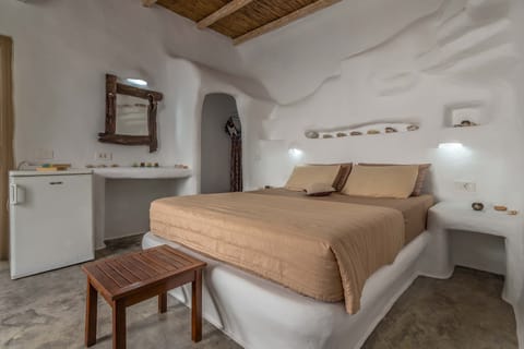 Romantic Double Room (Volcano) | Premium bedding, Select Comfort beds, in-room safe