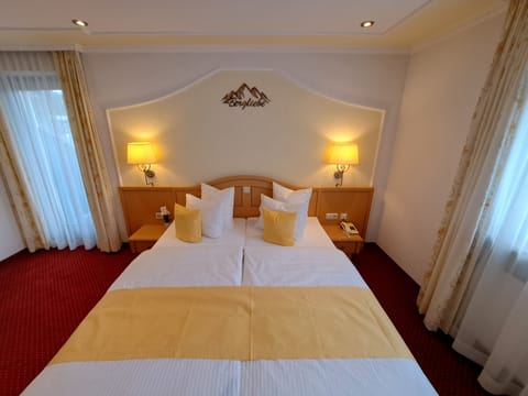 Comfort Double Room | Premium bedding, in-room safe, desk, free WiFi