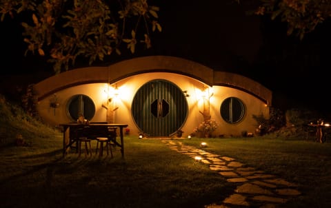 Superior Cabin | Free WiFi, bed sheets