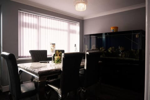 House | Dining