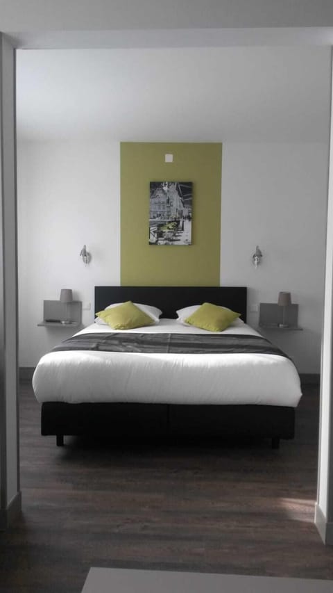 Superior Room | Desk, travel crib, free WiFi, bed sheets