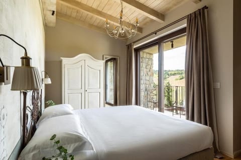 CHARMING OLIVETO VIEW | In-room safe, desk, laptop workspace, blackout drapes