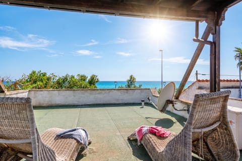 Family House, 4 Bedrooms, 2 Bathrooms, Sea Facing (Kallisti Beach House with Private) | Property grounds