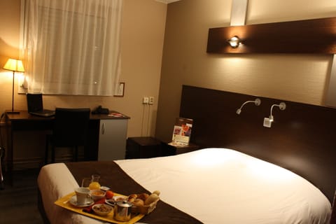 Standard Double Room | Premium bedding, desk, blackout drapes, soundproofing