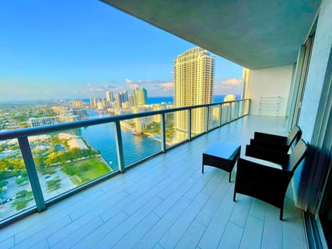 Design Penthouse | Balcony view