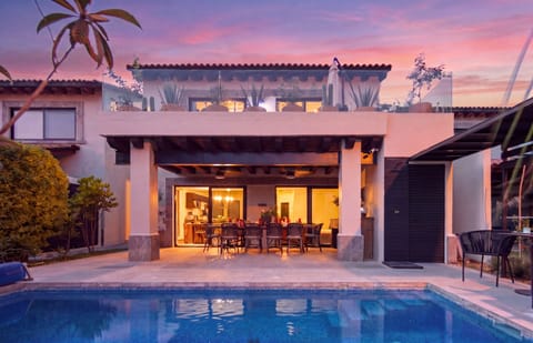 3 outdoor pools