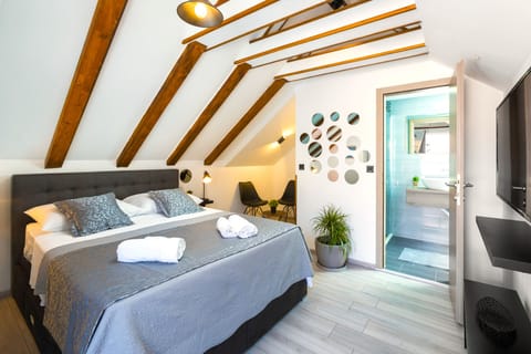 Royal Room, 1 King Bed, Terrace, City View | 1 bedroom, hypo-allergenic bedding, individually decorated