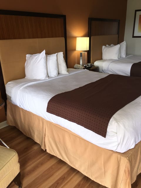 Standard Room, 2 Queen Beds, Non Smoking | Desk, blackout drapes, free WiFi, bed sheets