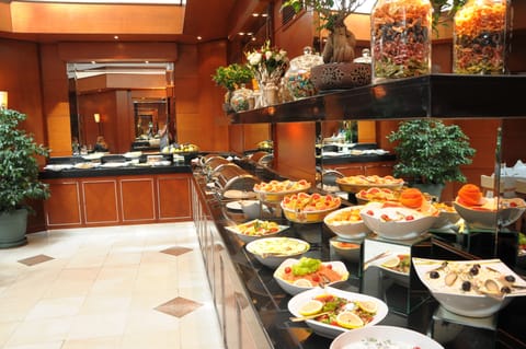 Daily continental breakfast for a fee