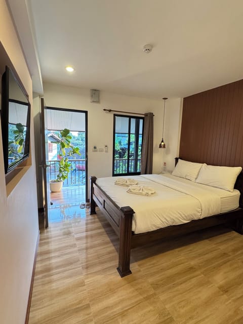 Standard Double Room, City View | Free WiFi, bed sheets