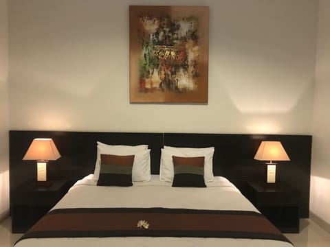 Superior Double Room | Desk, soundproofing, free WiFi, bed sheets