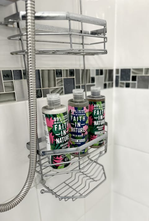 Double Room | Bathroom | Hair dryer, towels