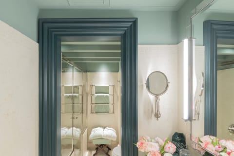 The Superior | Premium bedding, free minibar, in-room safe, blackout drapes