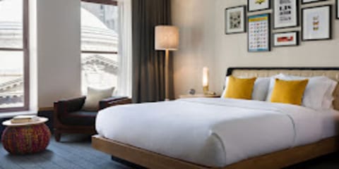Basic Single Room | Free WiFi, bed sheets