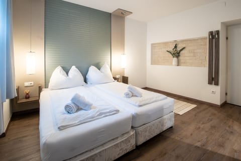 Individually furnished, desk, free WiFi, bed sheets