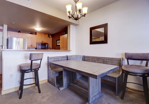 Condo, 1 Bedroom | Dining