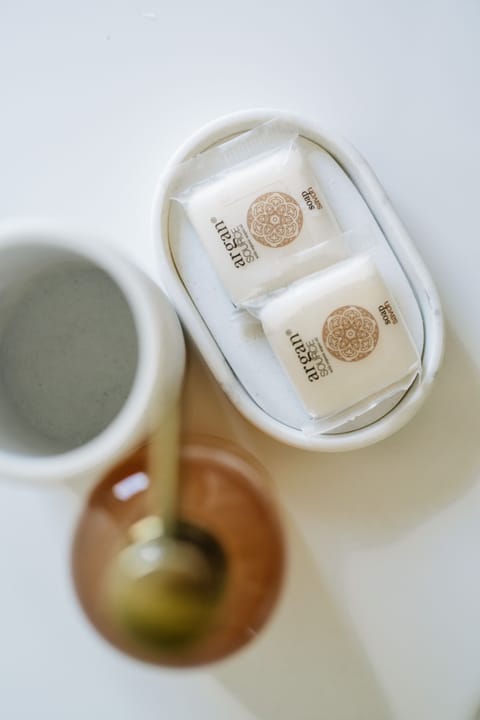 Superior Double Room, 1 Queen Bed | Bathroom | Shower, hair dryer, towels, soap