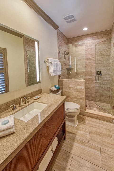 Pillowtop beds, individually decorated, individually furnished