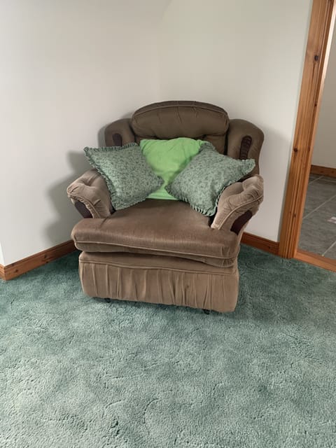 Iron/ironing board, free WiFi