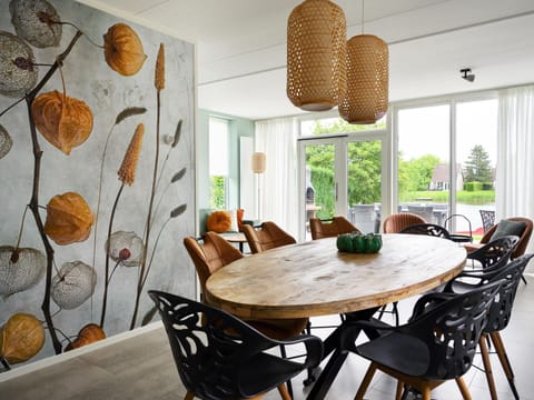 House | Dining