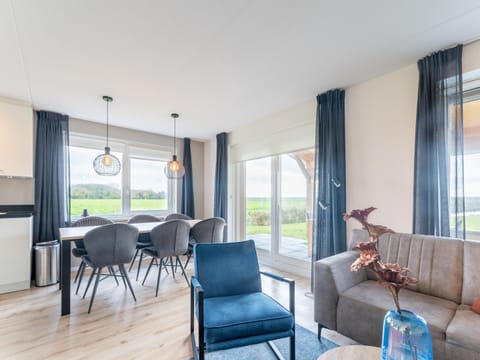 House | Dining