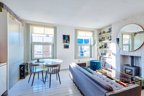 Apartment | Dining
