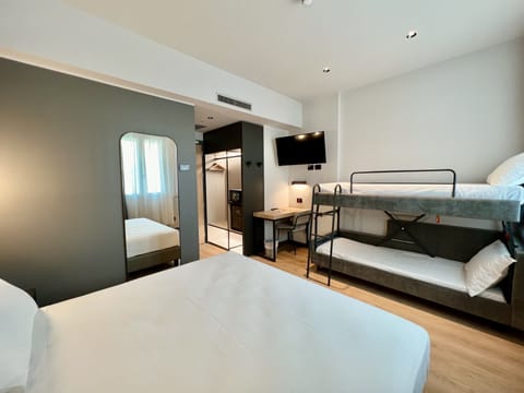 Minibar, in-room safe, soundproofing, cribs/infant beds