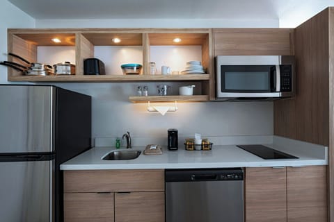 Premium bedding, pillowtop beds, desk, blackout drapes