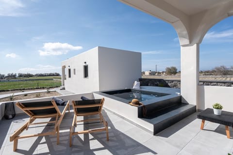 Suite, 1 Bedroom (Avra) | Terrace/patio
