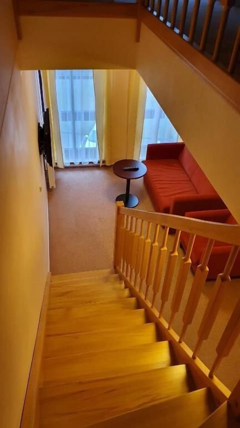 Studio Suite | Minibar, laptop workspace, WiFi (free), bed sheets