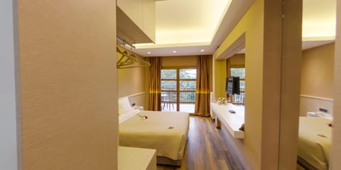Comfort Double Room | Minibar, free WiFi, bed sheets