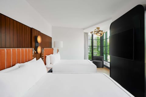 Premium bedding, Tempur-Pedic beds, in-room safe, desk