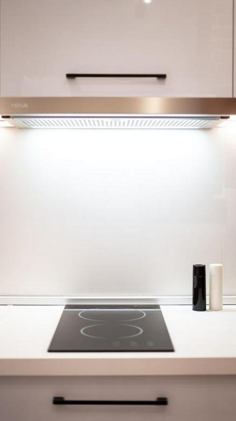 Junior Suite | Private kitchen | Mini-fridge, microwave, stovetop, espresso maker