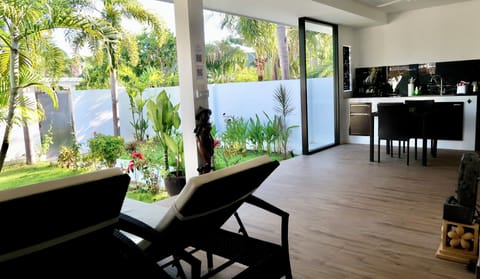 Classic Villa | Terrace/patio
