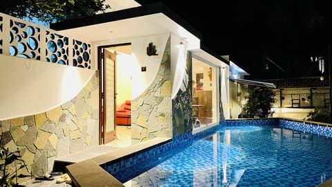 Deluxe Cottage | Egyptian cotton sheets, premium bedding, free WiFi, bed sheets