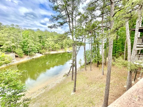 Condo, 3 Bedrooms | Property grounds