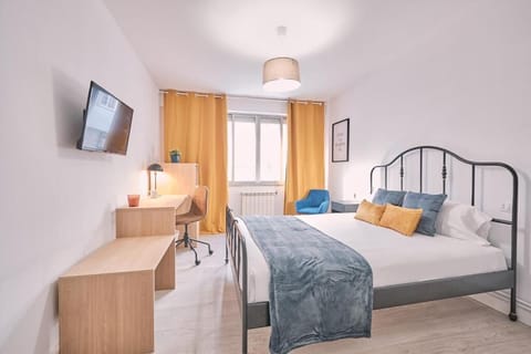 Standard Double Room | Down comforters, individually decorated, individually furnished, desk