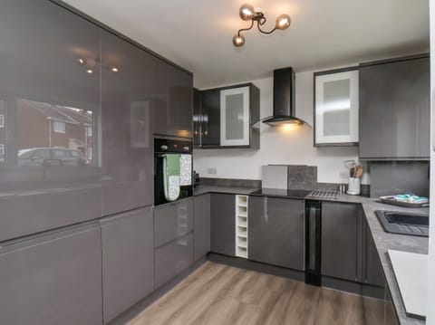 Fridge, dishwasher, electric kettle, toaster