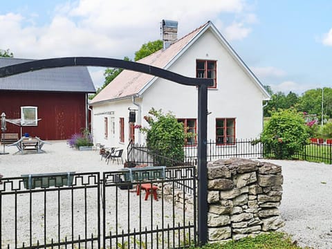 House | Exterior