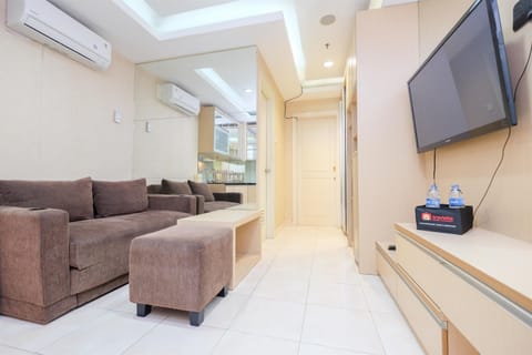 Apartment | Living area | TV