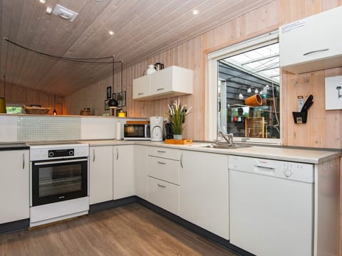 House | Private kitchen