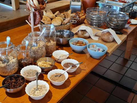 Daily buffet breakfast (EUR 15 per person)
