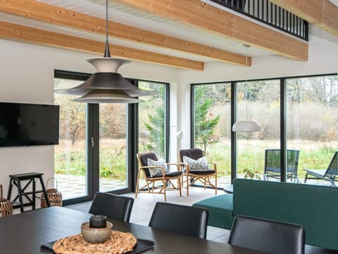 House | Dining
