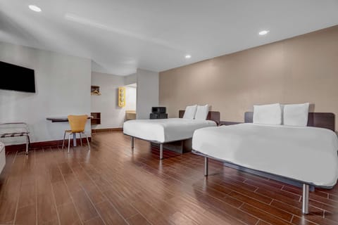 Desk, blackout drapes, iron/ironing board, free WiFi