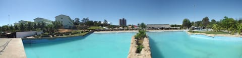 4 outdoor pools