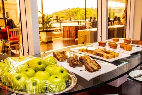 Free daily on-the-go breakfast