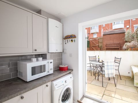 Fridge, dishwasher, electric kettle, toaster