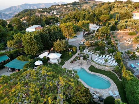House, Smoking | 10 bedrooms