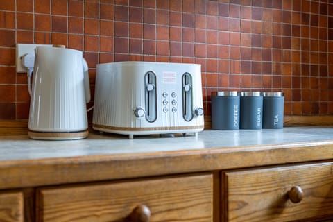 Traditional House, Private Bathroom, Courtyard View | Shared kitchen